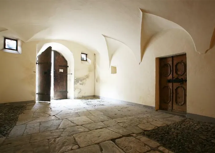 Casa Melide 3 Apartment *